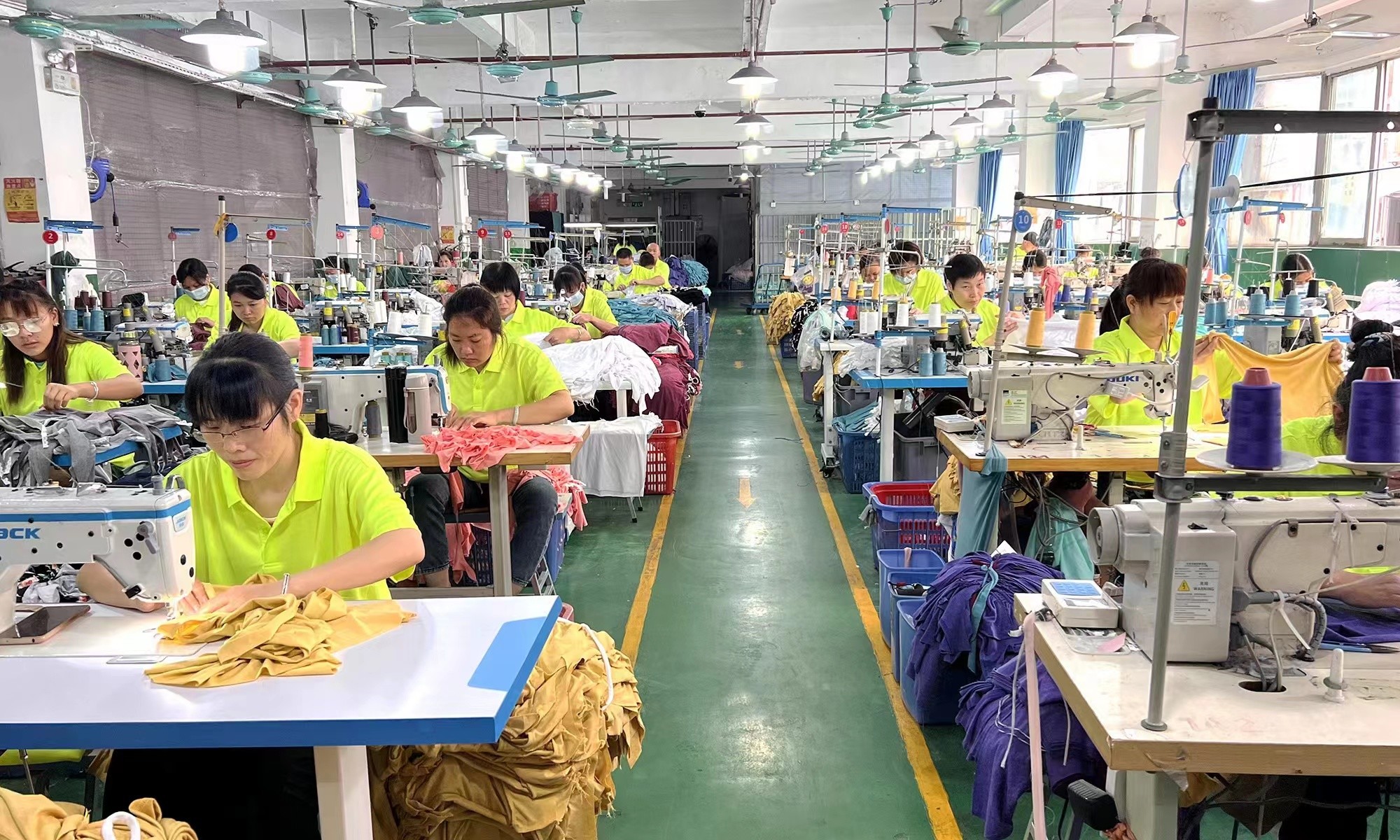 Porcellana Guangzhou Vinas clothing technology Co., LTD Profilo Aziendale