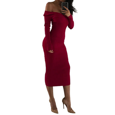 Abito da donna sexy e elegante col colletto in V e spalla lunga