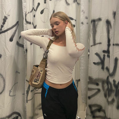 T-shirt sexy con maniche lunghe