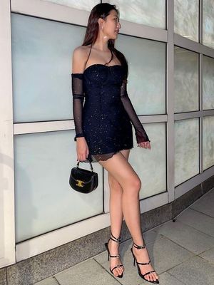 Sexy Pure Wind Gaze Cuff Backless Slim Fit Dress Coprendo i glutei