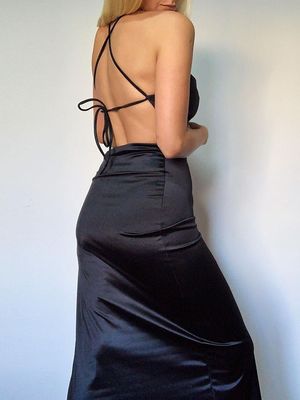 Moda vendendo caldo colore massiccio colletto appeso senza schiena cintura sottile girare gonna anca sexy abito diviso