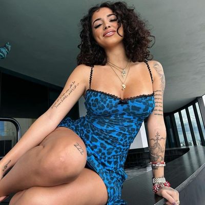 Verano nuova moda stampa lato fessura abito a maglia di pizzo personalizzato