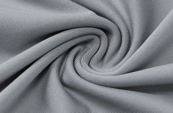 Nuova moda sexy senza schiena, vestito sottile e personalizzato.