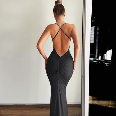 Nuova gonna a coda di pesce di colore massiccio, sexy vestito con la cintura.