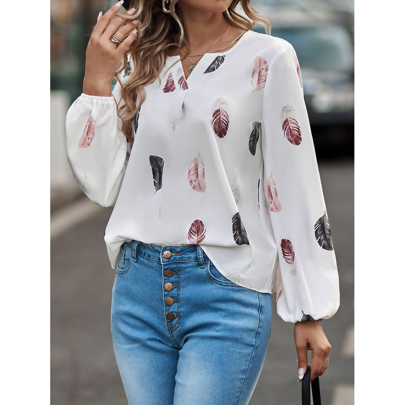 T-shirt da donna in V-Neck con stampa di piume